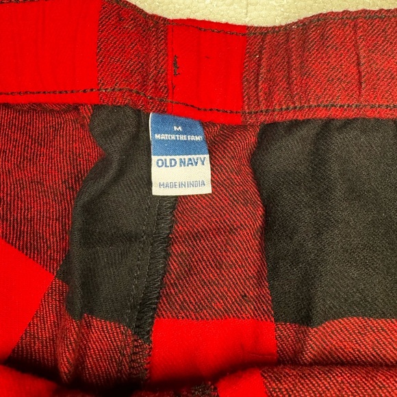 Old Navy Flannel Sleep Shorts - Picture 5 of 7